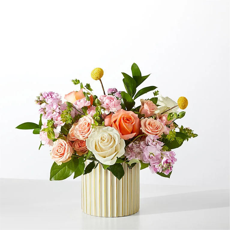 How to Choose Grandparents' Day Flowers: Nostalgic Gifts